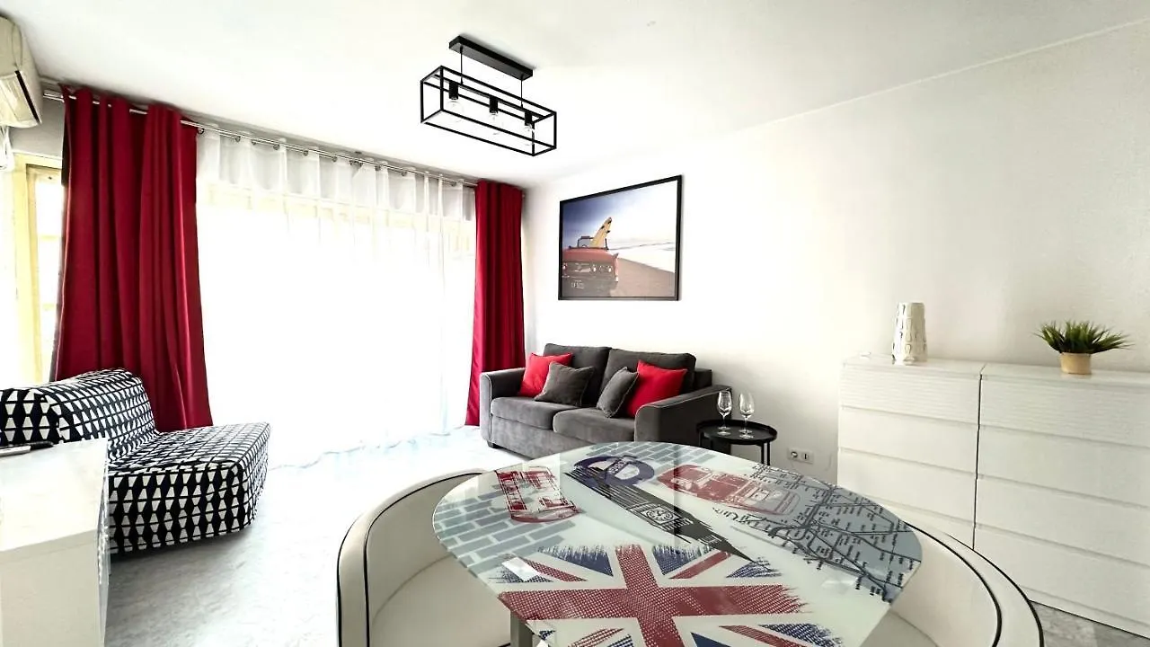 Beau Studio Centre Juan Les Pins A 300M Des Plages Antibes Apartment